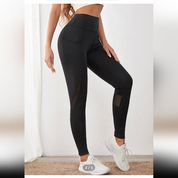 Shein workout leggings with mesh panels and pocket - Picture 5 of 6